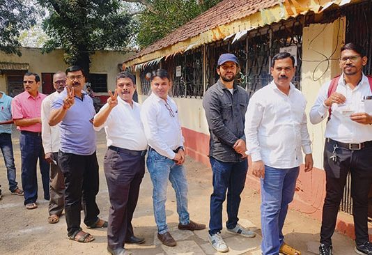 मतदारांसाठी मतदान केंद्राबाहेर मोबाईल ठेवण्याची सुविधा देणार – भारत निवडणूक आयोग