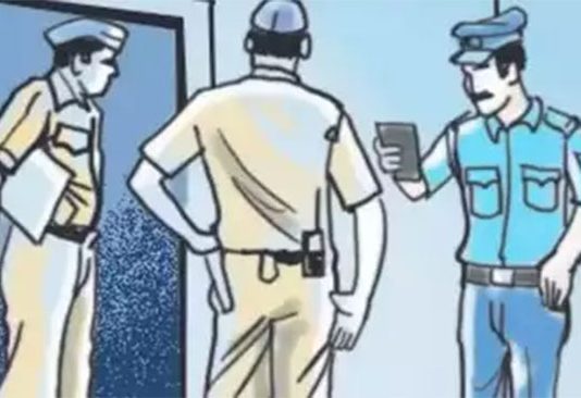 Nashik Crime : 'डायल 112' वर पोलिसांना फोन, घटनास्थळी पोहोचताच पोलिसांनाही बसला मोठा धक्का ! नेमकं काय घडलं ?