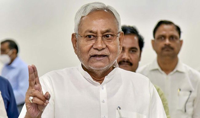 Nitish Kumar : बिहारमध्ये होणार सत्तापालट! भाजपकडून मुख्यमंत्रीपदाची शपथ घेणार नितीश कुमार