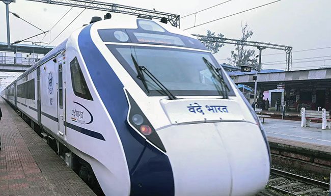 गोवा-मुंबई वंदे भारत ट्रेनचे लॉंचिंग रद्द