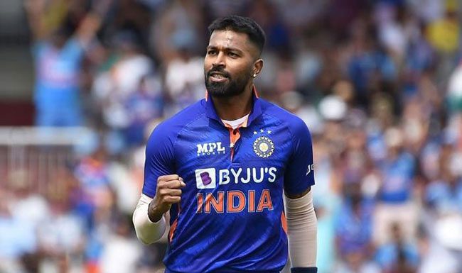 Hardik Pandya : हार्दिक पांड्याची गोलंदाजी सर्वसाधारण, त्याचं नेतृत्वही साधारणच!