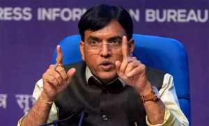 Corona Vaccine: कोरोना लसीबाबत केला जाणारा 'हा' खळबळजनक दावा आरोग्यमंत्र्यांनी फेटाळला