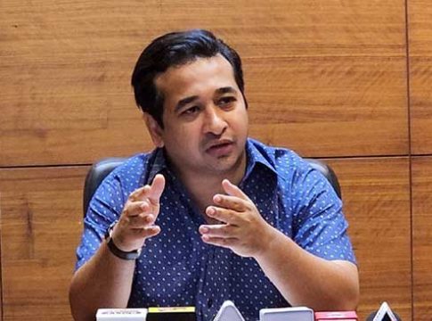 MLA Nitesh Rane : आ. नितेश राणे यांच्या मागणीवरून सीएसटी ते करमळी स्पेशल रेल्वे गाडीला वैभववाडीत थांबा