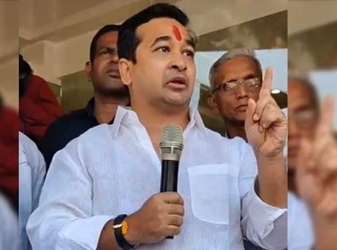 काँग्रेससमोर मुजरा करणा-यांना हिजड्यांचा प्रमुख म्हणायचे का?