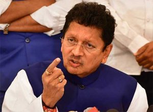 Deepak Kesarkar : इतिहास एवढ्यासाठीच काढावा लागतो कारण इतिहास लोक पटकन विसरतात