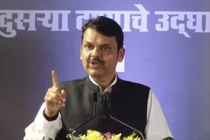 Manoj Jarange : लाठीचार्ज प्रकरणात न्याय दिला जाईल; मनोज जरांगेंशी देवेंद्र फडणवीस यांचा फोनवरुन संवाद