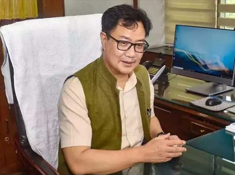 Kiren Rijiju : महिला आरक्षण कायदा लवकर लागू होण्याची शक्यता, किरेन रिजिजू यांचे विशेष अधिवेशन बोलावण्याचे संकेत