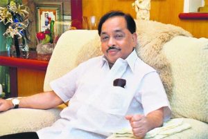 Narayan Rane : नारायण राणे यांनी नुसते वळून बघितले तरी अर्ध्या सेकंदात विरोधी पक्षाचे सर्व आमदार खाली बसत...