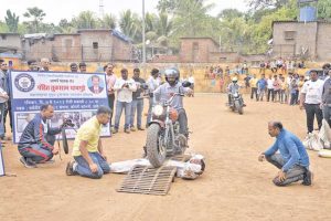 सांगलीच्या अवलियाची ठाण्यात विश्वविक्रमाला गवसणी!
