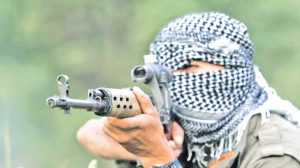 पुलवामामध्ये दहशतवादी हल्ल्याचा कट उधळला