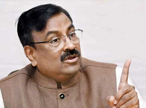 Sudhir Mungantiwar : ड्रग्ज व्यवसायात कोणत्याही नेत्याचा संबंध असो, त्याला ठेचून काढलंच पाहिजे!