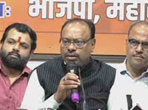 Chandrashekhar Bawankule : काँग्रेसच्या काळात २८ वेळा पेपर फुटले