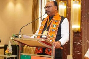 Chandrashekhar Bawankule: मर्सिडीजमधून फिरणाऱ्या, आणि फार्म हाऊसवाल्या शेतकऱ्यांना कर्जमाफी नाही; महसूलमंत्री बावनकुळे स्पष्टच बोलले