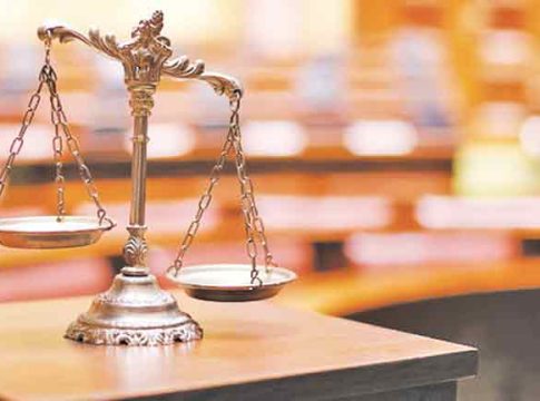 Economic Advice  :  दंड आणि खटले