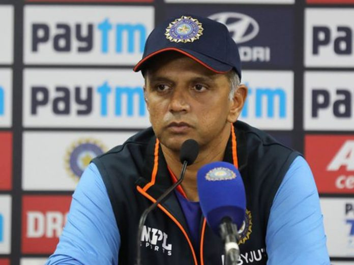 Team India: राहुल द्रविड यांची टीम इंडियातून होऊ शकते सुट्टी...हेड कोच पदासाठी बीसीसीआयने मागवले अर्ज