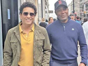 Sachin Tendulkar: सचिन, लारा यांचा लंडनमध्ये एकत्र फेरफटका