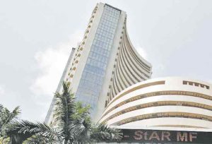 Share market : शेअर बाजार उच्चांकाला...