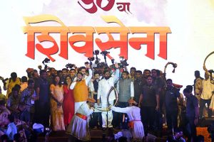 Shivsena anniversary: शिवसेना वर्धापन दिन मातोश्रीला भारी…