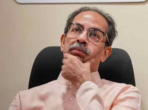 Old Pension Scheme : सरकारला पेन्शन नव्हे तर टेन्शन देणारे उद्धव ठाकरे आपटले तोंडावर!
