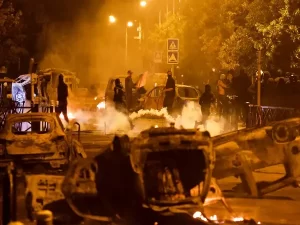 Paris Violence: फ्रान्समध्ये हिंसाचारात ८७५ आंदोलकांना अटक