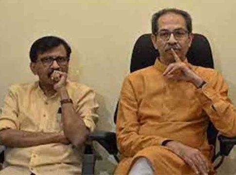 MNS vs Thackeray Group : 'चला आरशात पाहूया' म्हणत मनसेची उबाठावर सडकून टीका!
