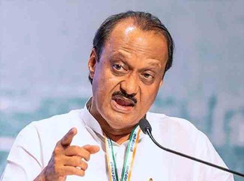 Ajit Pawar : आधी राजीनामा देत होता आणि आता त्याला उत्साह आला आहे!