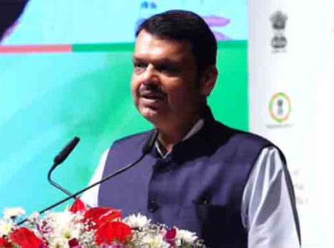 थेट परकीय गुंतवणुकीत महाराष्ट्र देशात पुन्हा अव्वल - मुख्यमंत्री