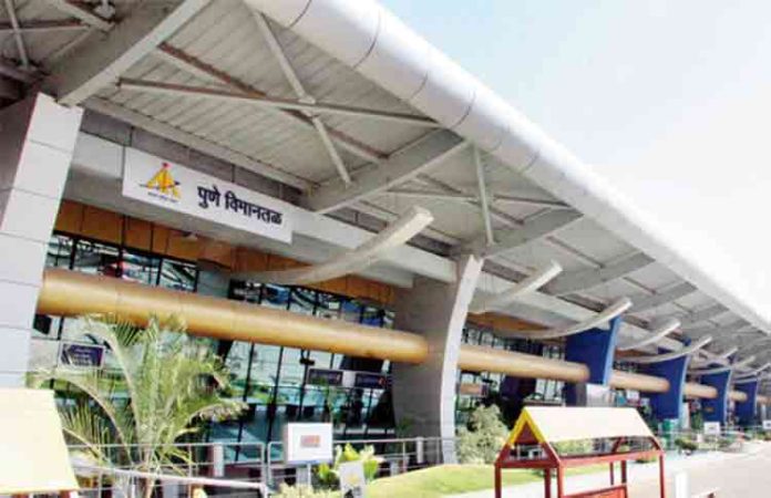 Pune Airport Blast Threat : अज्ञाताकडून पुणे विमानतळावरील विमाने उडवण्याची धमकी; शहरात भीतीचे वातावरण!