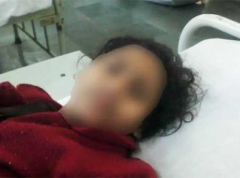 Social Media : सोशल मीडियावर टाकलेल्या लग्नाच्या फोटोंमुळे १७ वर्षीय मुलीची नरकातून सुटका