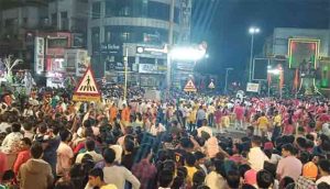 Pune Ganeshotsav : पुण्यातील सार्वजनिक गणेश विसर्जन मिरवणुका अजूनही सुरुच