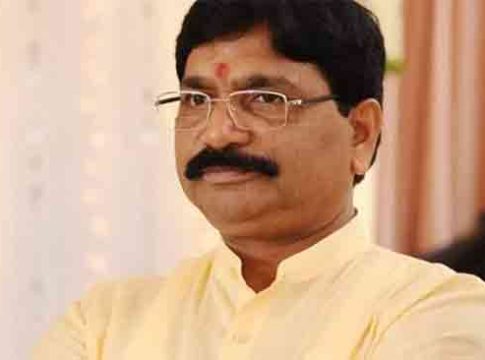 Assembly Election 2024 : जोगेश्वरीत उबाठा उमेदवार अनंत (बाळा) नर कडून गुंडगिरी, महिलांचा विनयभंग