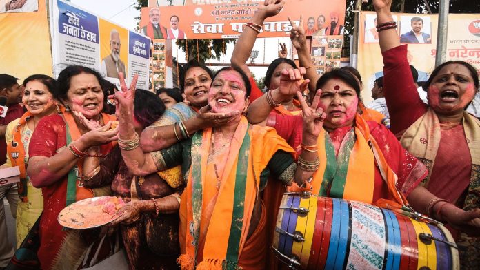 Womens Reservation Bill : लोकसभेत महिला आरक्षण विधेयक ४५४ मतांनी मंजूर