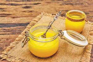 Health: हे वाचल्यानंतर तुम्ही दररोज पोळीला तूप लावून खाल