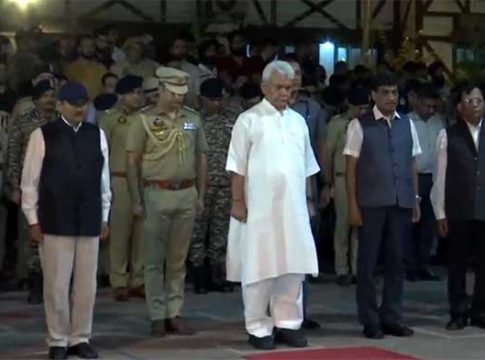 J&K: काश्मीरमध्ये दहशतवाद्यांशी चकमक, कर्नल, मेजर तसेच डीएसपी शहीद