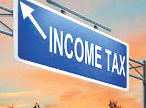 Income Tax Department raid : बिल्डर लॉबी हादरली! आयटीच्या २०० अधिकाऱ्यांची एकाच वेळी तब्बल ११ ठिकाणी छापेमारी