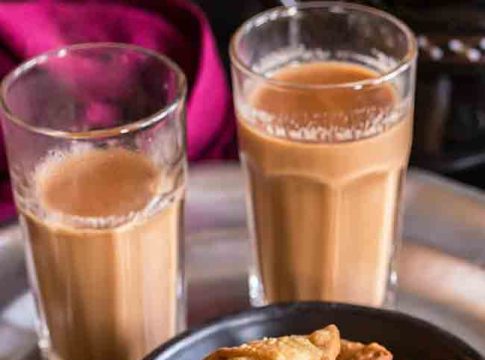 Health Tips: थंड झालेला चहा पुन्हा पुन्हा गरम करून पिताय का? तर हे जरूर वाचा