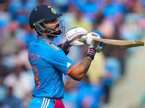 India Vs England World cup 2023 : विश्वचषकात पहिल्यांदाच विराट कोहली ९ चेंडूंमध्ये भोपळा घेऊन परतला!