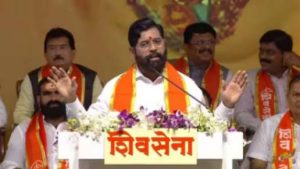 Eknath Shinde : सफाई कर्मचार्यांच्या मुलांच्या परदेश शिक्षणाचा खर्च पालिका करणार!