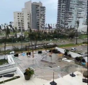 Hurricane: मेक्सिकोत ओटिस वादळाचे थैमान