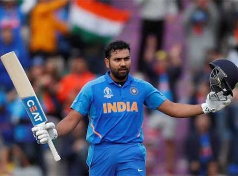 Rohit Sharma : शानदार षटकार, चौकारानंतर रोहितची विकेट