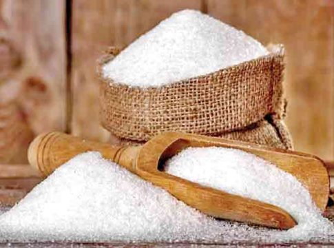 पश्चिम आशियातील युद्धाचा साखर उद्योगाला फटका