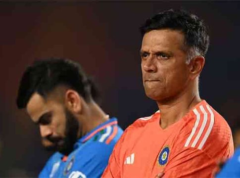 Rahul Dravid WC Finale 2023 : पराभवानंतर काय म्हणाले कोच राहुल द्रविड? ड्रेसिंग रुममधील दृश्य, रोहितसारखा कर्णधार, भारताची खेळी...