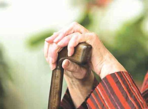 ज्येष्ठ नागरिकांच्या समस्या, वेदना, अपेक्षा!