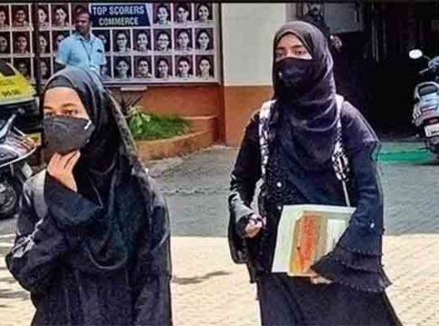 Burkha : 'या' युरोपीयन देशात हिजाब, बुरखा घालण्यावर बंदी