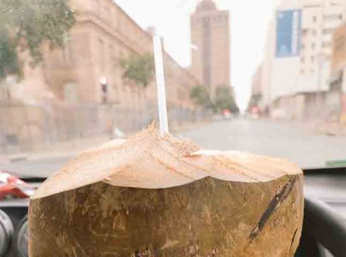 Health: हे वाचल्यावर तुम्ही दररोज नारळपाणी पिण्यास कराल सुरूवात