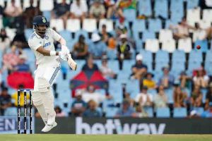 IND vs SA: टीम इंडियासाठी धावून आला केएल राहुल, पहिल्या दिवशी भारत दोनशेपार