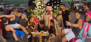 Ira-Nupur Wedding : आमिर खानच्या लेकीच्या लग्नात नवरदेव आला शॉर्टस् आणि सॅण्डो घालून; व्हिडीओ झाले व्हायरल...