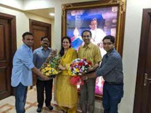 रश्मी उद्धव ठाकरे या वायकरांच्या बिझनेस पार्टनर!