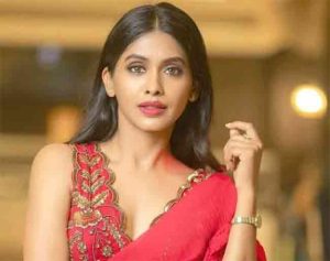 Anjali Patil : अभिनेत्री अंजली पाटील ठरली 'ड्रग इन पार्सल'ची शिकार; तब्बल ५ लाखांची झाली फसवणूक