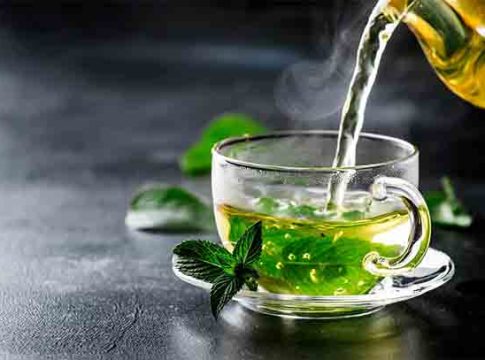 Green Tea: एका दिवसात किती ग्रीन टी प्यावी, घ्या जाणून